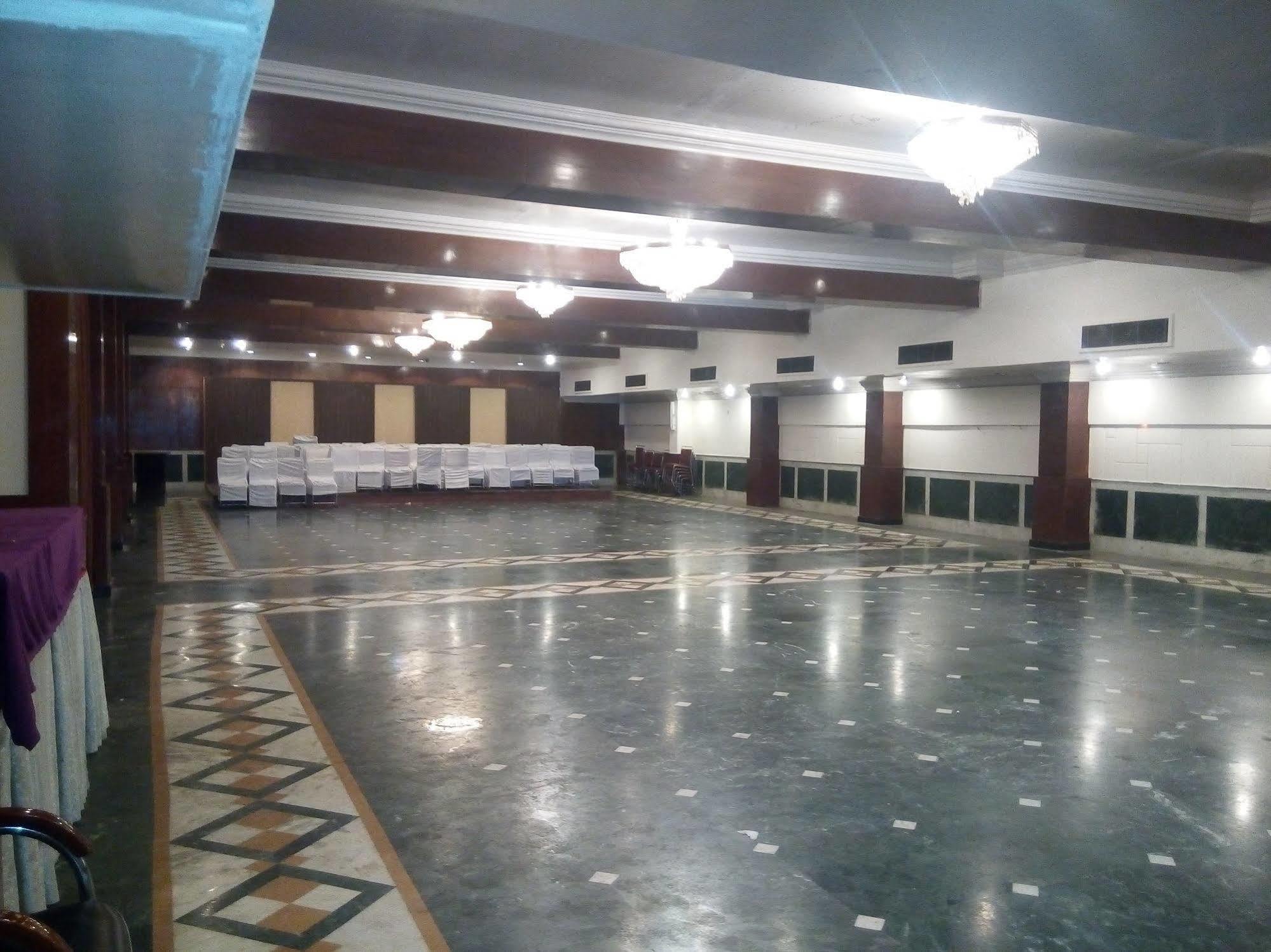 Hotel Chaupal By Casa Bella Gurgaon Exterior foto
